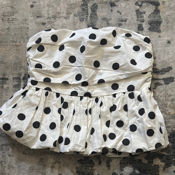 Pretty Little Thing Monochrome Polka Dot Puff Ball Bandeau Top - Picture 2 of 3